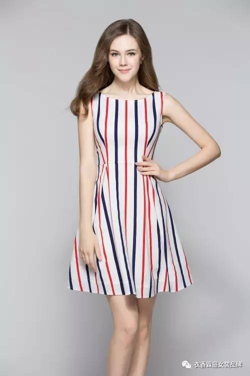 炎炎夏日，衣香霖庭無(wú)袖連衣裙帶給你清涼一夏（圖）_1