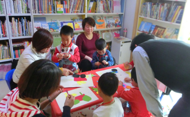 老約翰繪本館連鎖加盟費（圖）_4