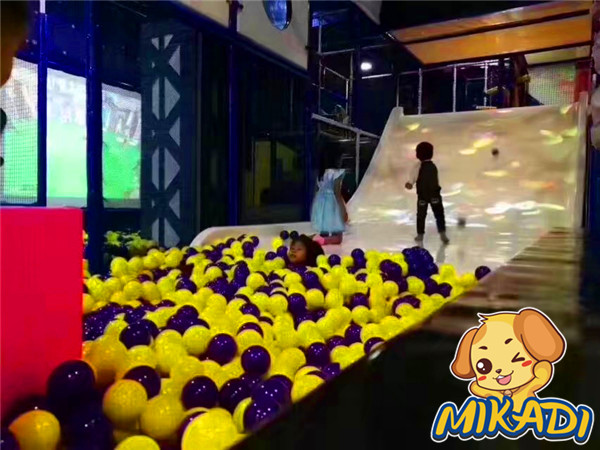 全面解析2017年新型室內(nèi)兒童樂(lè)園的特點(diǎn)_3