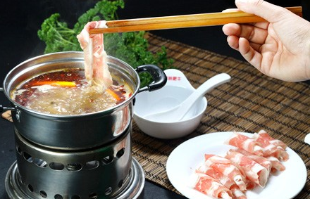 澳洲肥牛撈撈鍋加盟多少錢（圖）_1