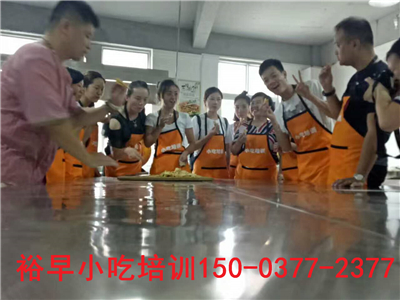 南陽(yáng)小吃排行榜,南陽(yáng)特色小吃培訓(xùn)學(xué)校全國(guó)招生（圖）_2
