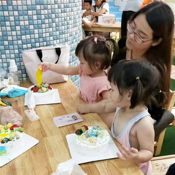 親子活動(dòng)DIY蛋糕，創(chuàng)意蠟燭店的分享（圖）_2