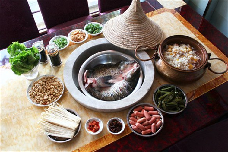 草帽石鍋魚加盟需要多少錢(圖)_1
