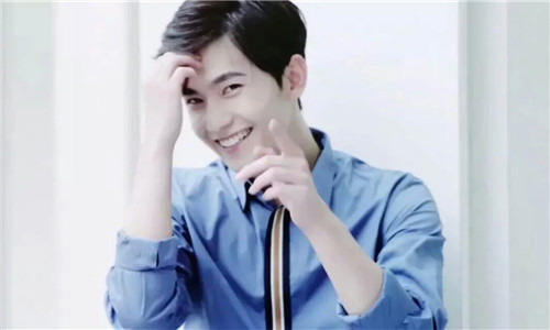 十多年的手臂燙傷疤痕要怎么去除徹底？_1