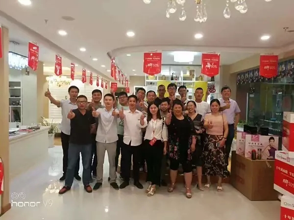 歐蒂尼全屋定制“十年風雨路，半價感恩情”—十周年活動總結報道（圖）_1