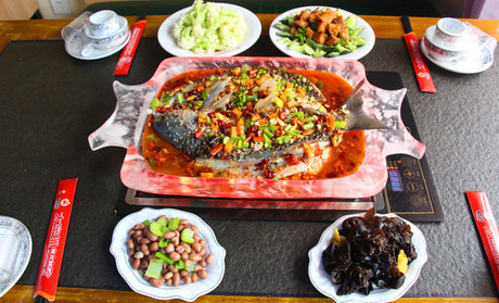 太空艙果木烤吧加盟費_1