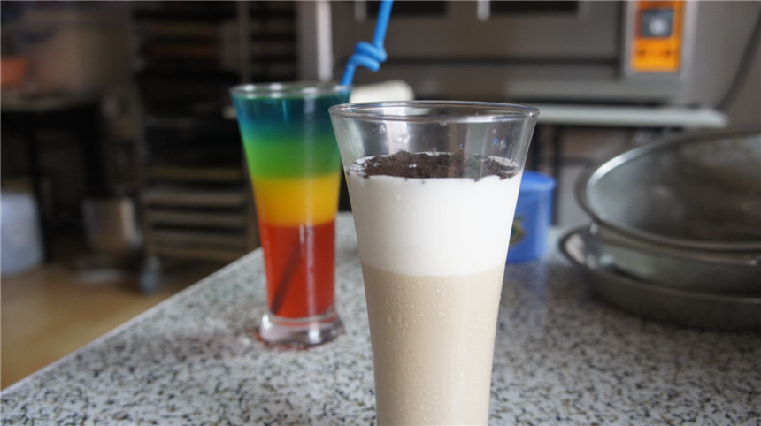 廣州奶茶技術(shù)在哪里有培訓(xùn)，哪里可以學(xué)做奶茶（圖）_1