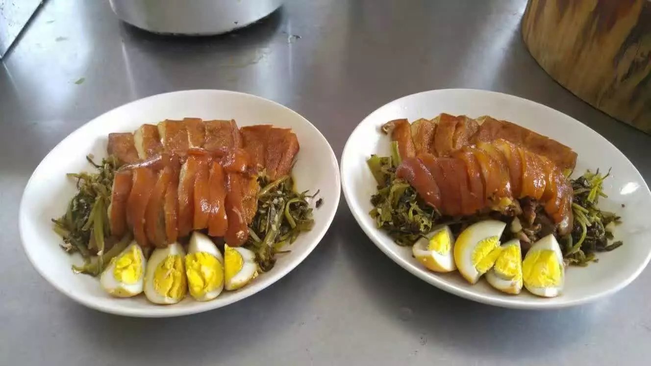 培訓(xùn)隆江豬腳飯技術(shù)多少錢想學(xué)習(xí)潮汕鹵味哪里學(xué)好（圖）_1