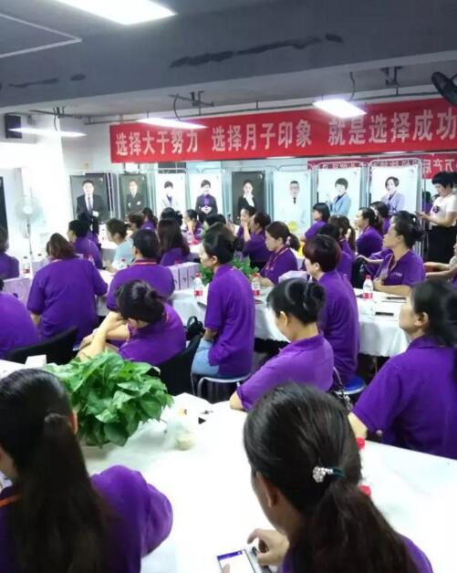 月子印象世界母乳喂養(yǎng)周主題活動貴州站圓滿落幕_7