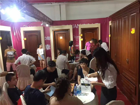 福緣木門2017年第二次「幸福家裝節(jié)」圓滿結(jié)束（圖）_3