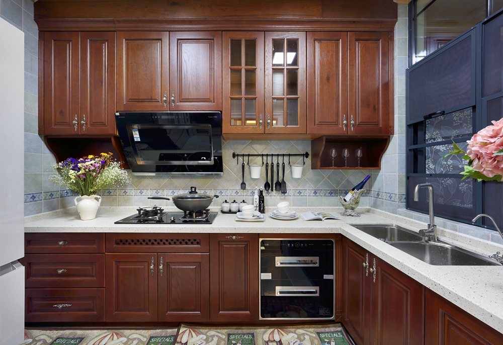 廚房裝修濟(jì)南裝飾公司哪家好（圖）_1