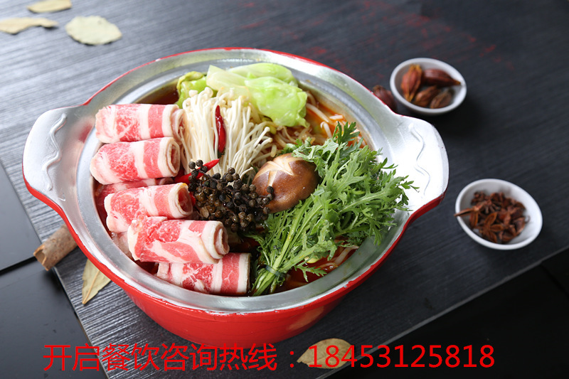 中國(guó)特色火山石魚(yú)餐廳-開(kāi)啟餐飲旗下項(xiàng)目-火山石爆魚(yú)加盟_3