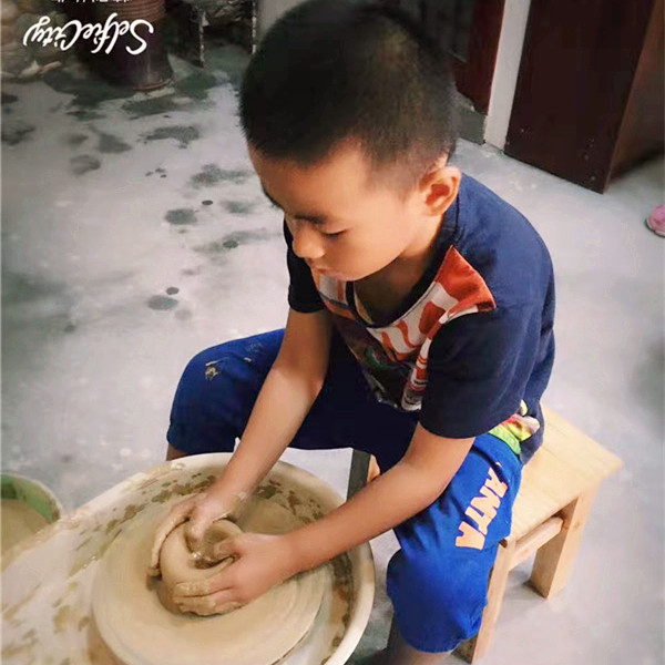 魏店長的綜合陶藝店受歡迎又非常有創(chuàng)意(圖)_3