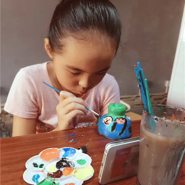 魏店長的綜合陶藝店受歡迎又非常有創(chuàng)意(圖)_5