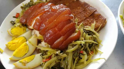 培訓(xùn)學(xué)習(xí)隆江豬腳飯要多少錢學(xué)鹵豬腳要學(xué)多久（圖）_1