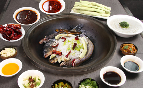 劉羅鍋鐵鍋燉加盟多少錢_1