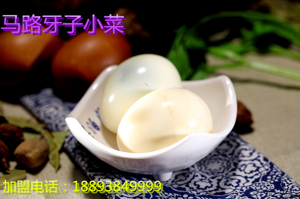 一碗“馬路牙子”，吃出正宗蘭州牛肉面風(fēng)味！_4