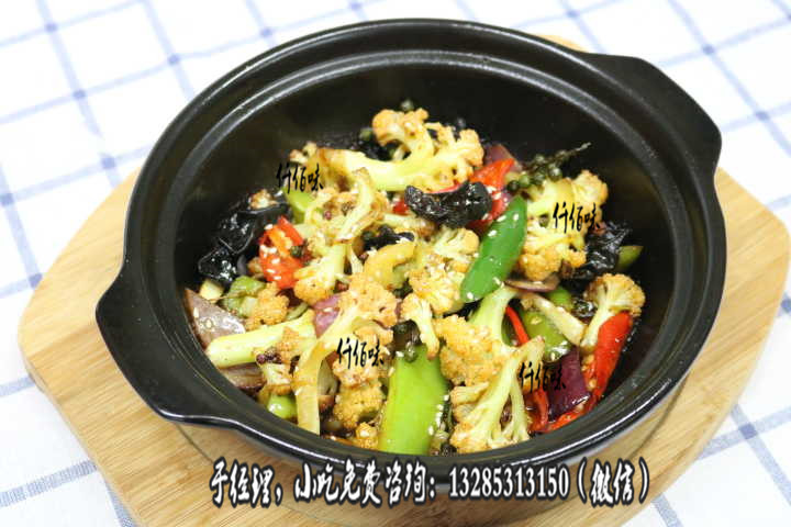 真舒坦!學(xué)個瓦香雞米飯自己開店做老板日子越過越紅火轉(zhuǎn)讓瓦香雞米飯核心秘方_2