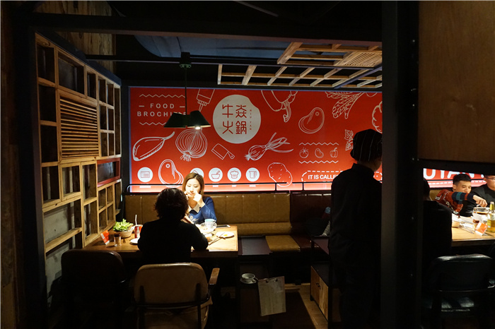 杭州餐飲設(shè)計(jì)：上半年購(gòu)物中心租金曝光，杭州增幅最大（圖）_6