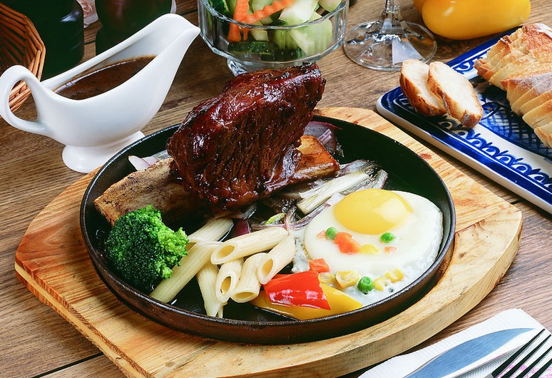 煲來飽去煲仔飯加盟需要多少錢（圖）_1