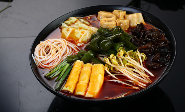 加盟半城山色火鍋米線前景如何？（圖）_1