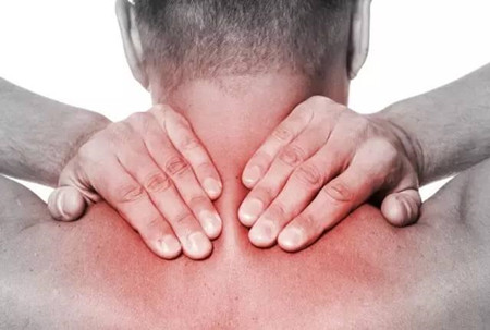 引發(fā)頸椎病的6個因素，又該如何治改善果最佳_2