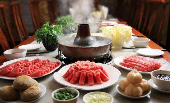 高興壹鍋鮮牛肉火鍋加盟需要多少錢（圖）_1