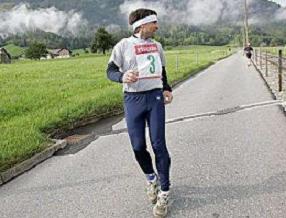 喬氏黑玉膏讓你和腰椎病說(shuō)拜拜_3