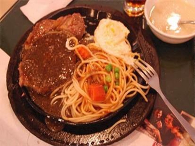 時(shí)尚客牛排加盟費(fèi)（圖）_1