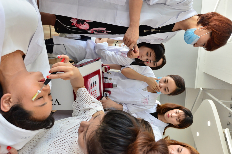 深圳口碑好的半永久定妝培訓(xùn)班（圖）_1