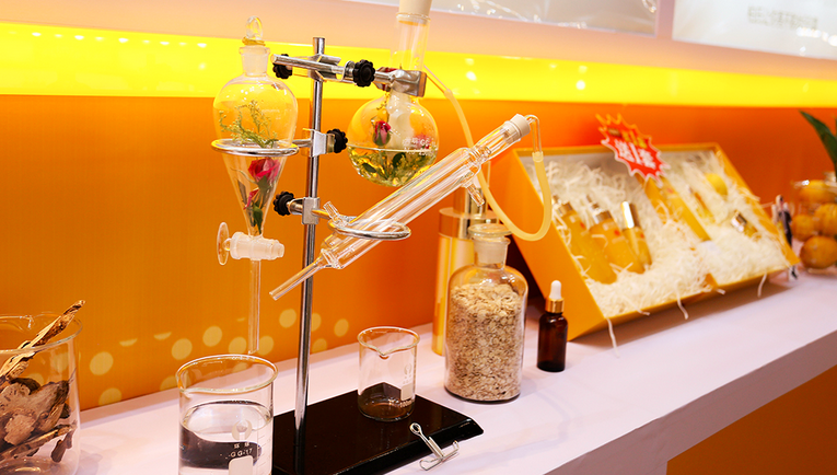 柏氏“讓你白”驚艷亮相，開(kāi)啟令人驚嘆的“無(wú)瑕白”時(shí)代！（圖）_1