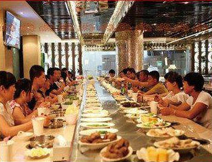 湯響自助回轉(zhuǎn)火鍋加盟費(fèi)用（圖）_1