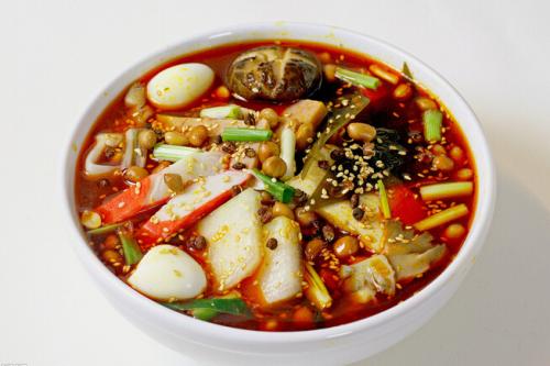 辣千骨麻辣燙加盟需要多少錢（圖）_1