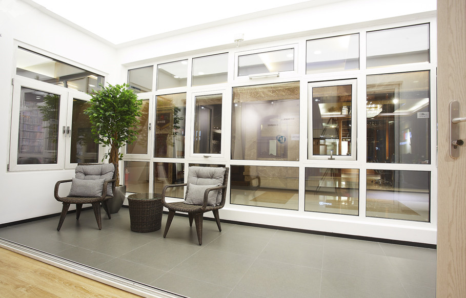 新家裝修門窗什么時(shí)候預(yù)訂安裝呢？（圖）_1