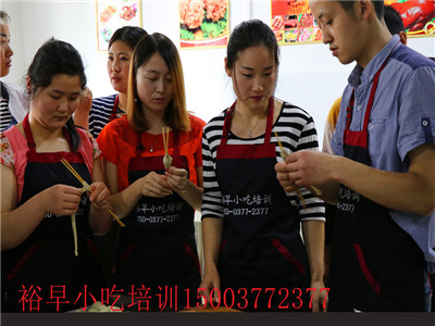 南陽雜糧煎餅學習雜糧煎餅去哪學（圖）_1