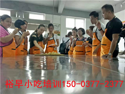 南陽雜糧煎餅學習雜糧煎餅去哪學（圖）_6