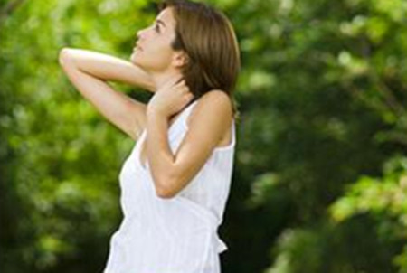 這一民間偏方居然是改善頸椎病的神奇療法（圖）_3