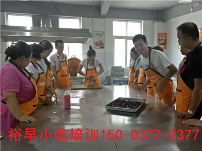 南阳煎饼果子学习速成班（图）_1