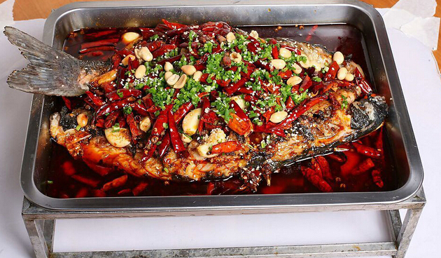 開一家龍潮美式炭火烤魚加盟費多少錢_1