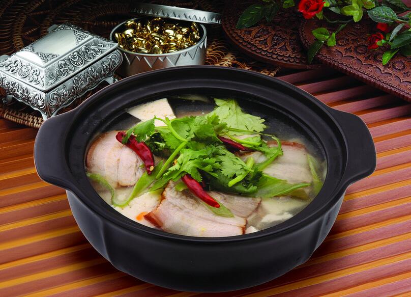 現(xiàn)在我想開(kāi)一三字鍋營(yíng)養(yǎng)砂鍋快餐加盟費(fèi)多少_1