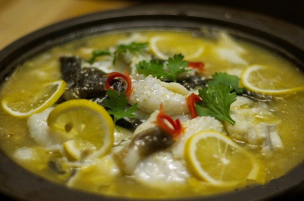 廣西哪里有學(xué)正宗檸檬魚培訓(xùn)（圖）_1