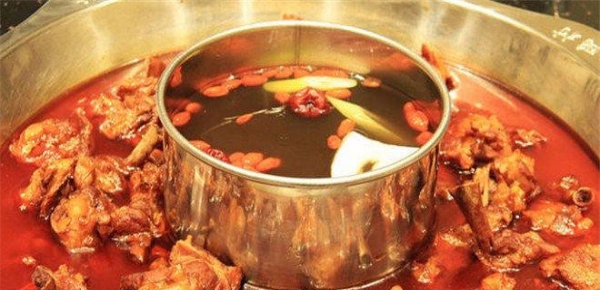 投資開一個(gè)江邊碼頭鴨火鍋加盟費(fèi)是多少錢（圖）_1