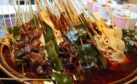 李記串串香加盟秘制烤串火爆招商中（圖）_1