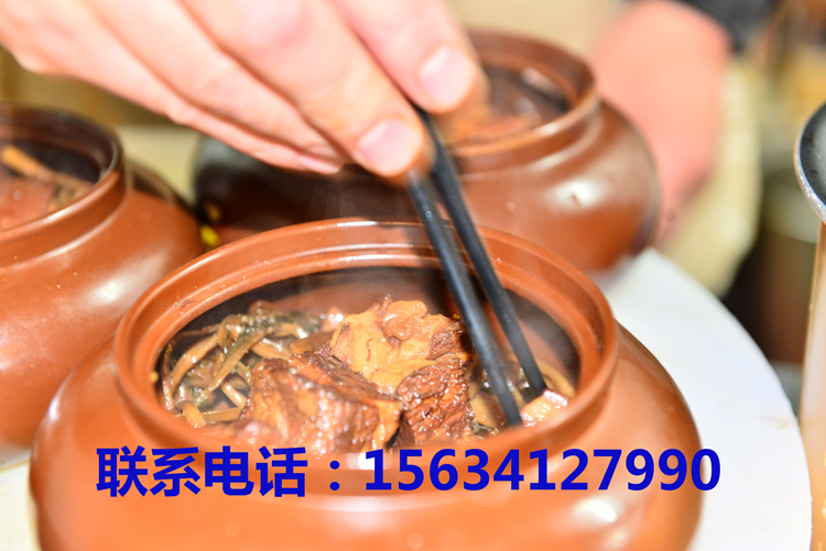 憨小二壇子燜肉誠邀加盟（圖）_2