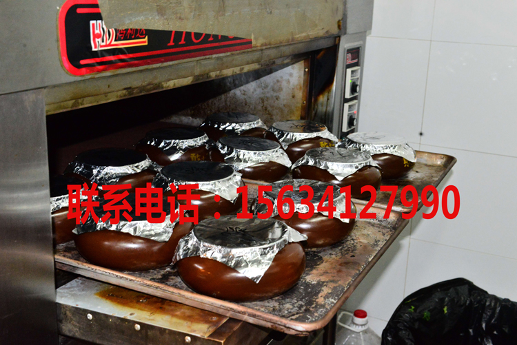 憨小二壇子燜肉加盟8㎡開店1分鐘上餐_2