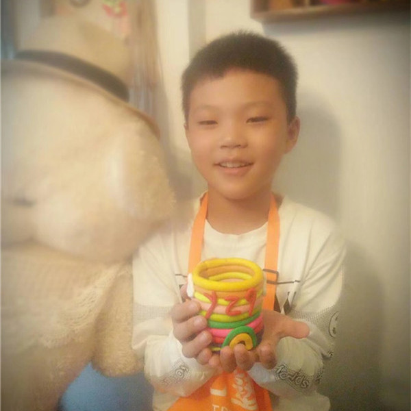 兒童手工項(xiàng)目－邱店長的手工DIY陶藝店分享熱鬧的店內(nèi)氣氛（圖）_3