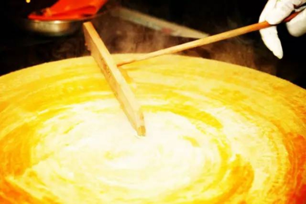 投資一家煎餅密碼特色煎餅店加盟費多少錢（圖）_1