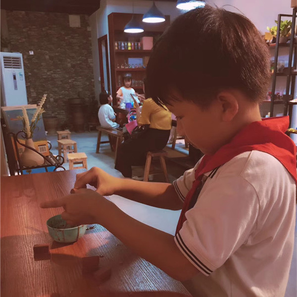 兒童手工店－放學(xué)后的悠閑時光，創(chuàng)意手工陶藝店的分享（圖）_7