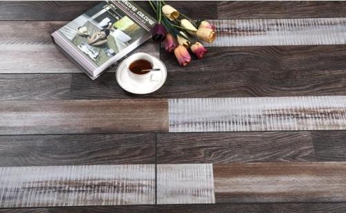 這種貓膩的事，居然在木地板發(fā)生了（圖）_2