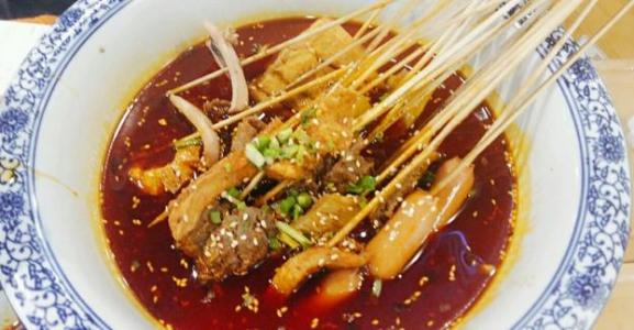 寬巷子串串香加盟特制美食平民消費（圖）_2